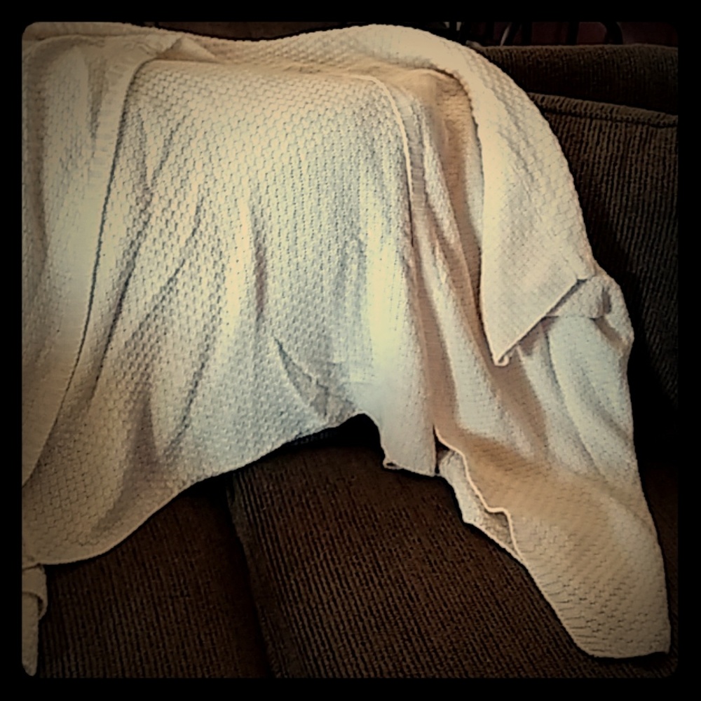Knit creme overshirt